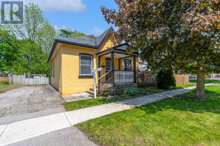110 OAK STREET, Brantford, Ontario N3T2B5
