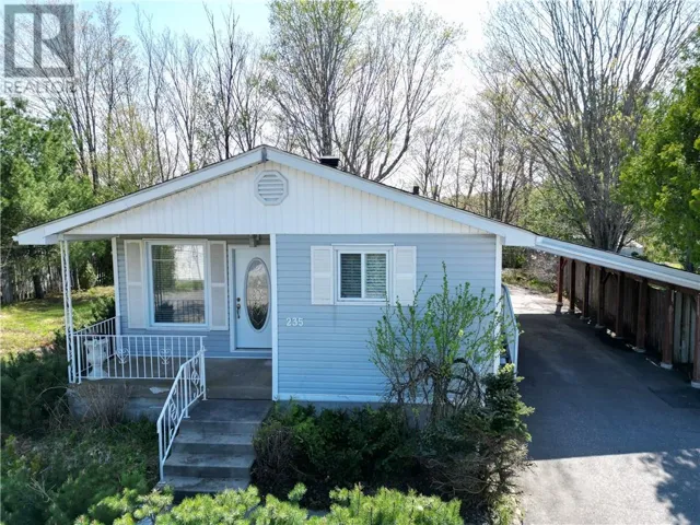 235 Mississauga Avenue, Elliot Lake, Ontario P5A1E3