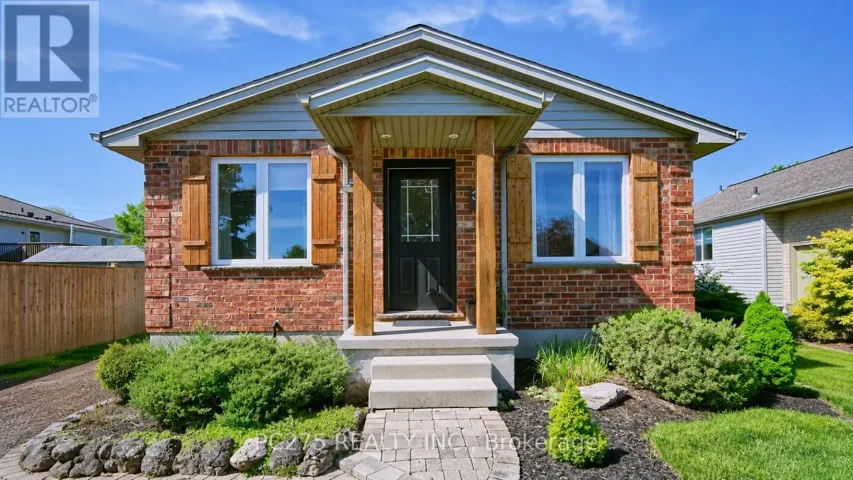 39 PONSFORD PLACE, St. Thomas, Ontario N5P4J8