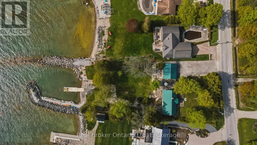 275 BALMY BEACH ROAD, Georgian Bluffs, Ontario N4K5N4