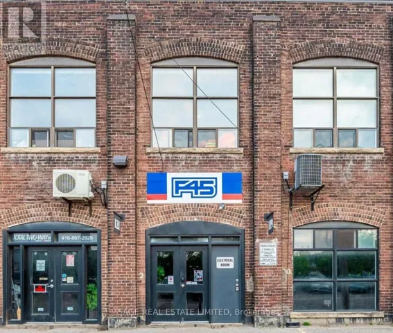 19 DICKENS STREET, Toronto (South Riverdale), Ontario M4M1T8
