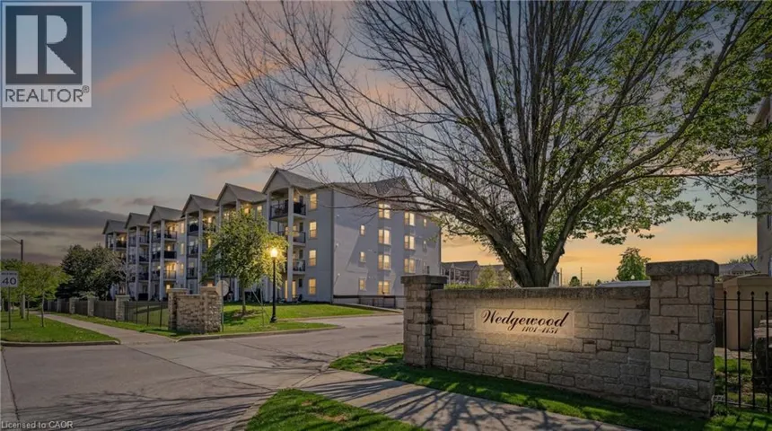 1421 WALKERS Line Unit# 209, Burlington, Ontario L7M4P4