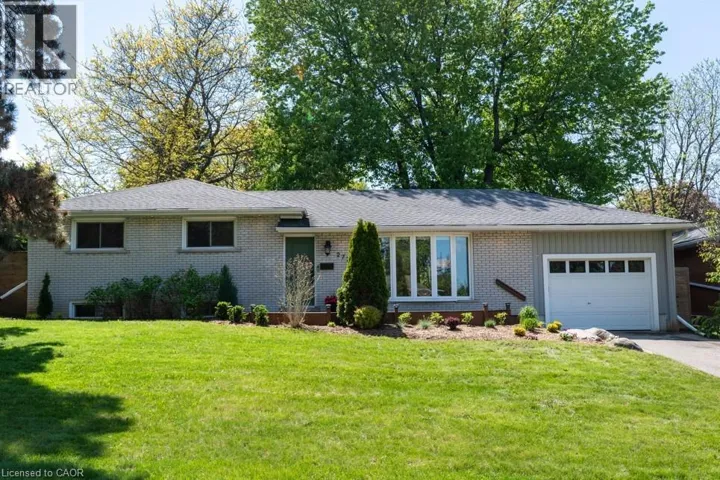 272 ALMA Lane, Ancaster, Ontario L9G2T5