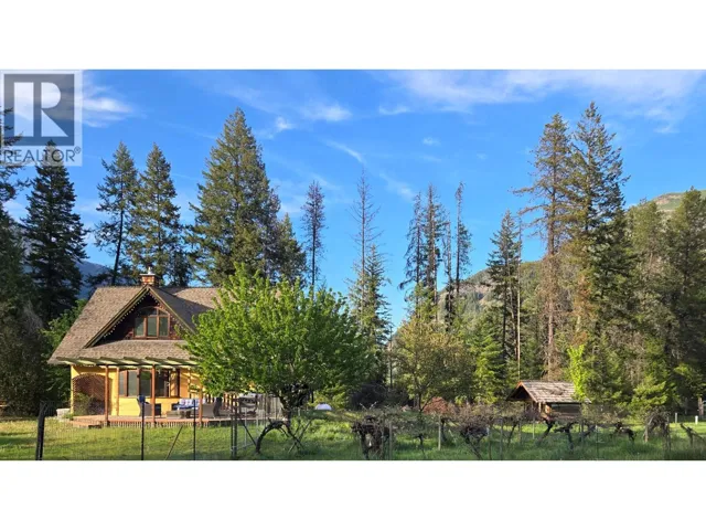 3918 PASSMORE UPPER Road, Passmore, British Columbia V0G2J0