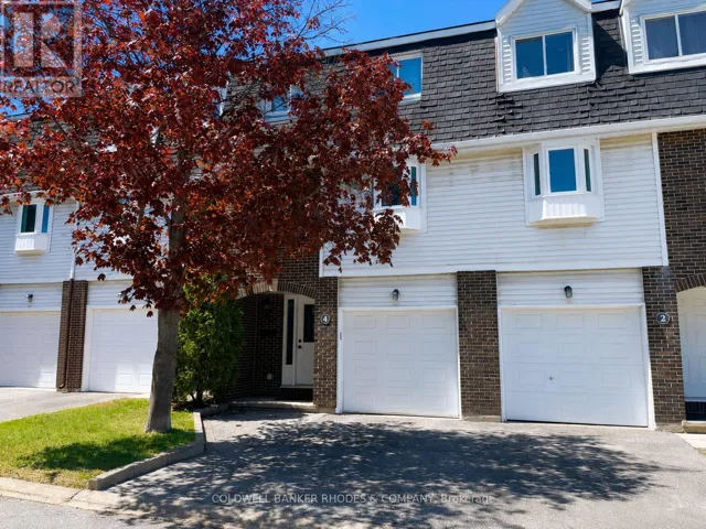4 ALMOND LANE, Ottawa, Ontario K2L3T2