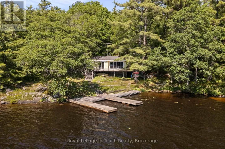 2910 MACLEAN LAKE NORTH SHORE ROAD, Severn, Ontario L0K1E0