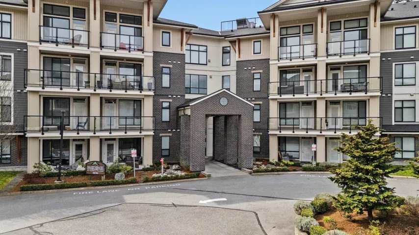 302 45761 STEVENSON ROAD, Sardis East Vedder, Chilliwack, British Columbia V2R0Y7