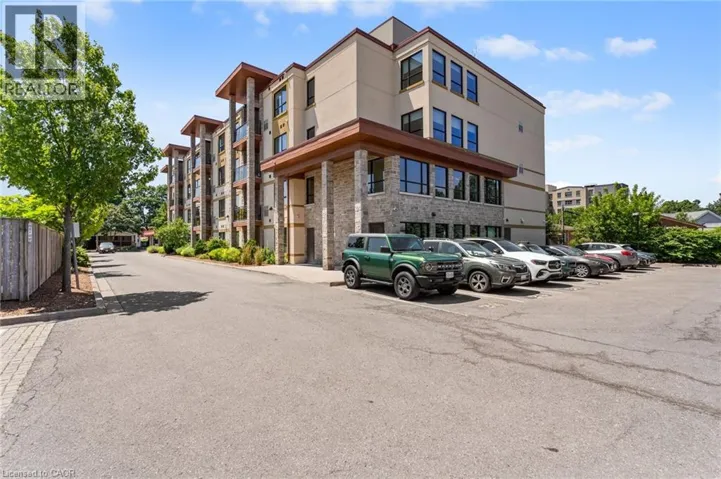 26 WELLINGTON Street Unit# 402, St. Catharines, Ontario L2R5P8