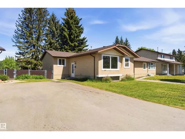 10828 173 AV NW, Edmonton, Alberta T5X3Z4