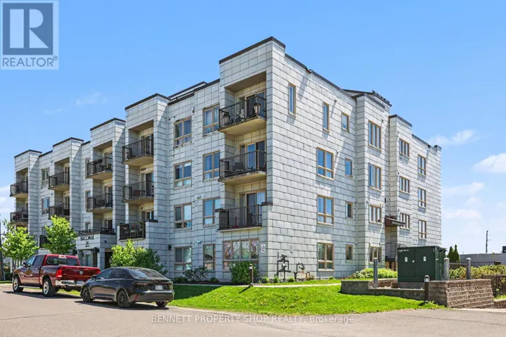 106 - 14 NORICE STREET, Ottawa, Ontario K2G2X4