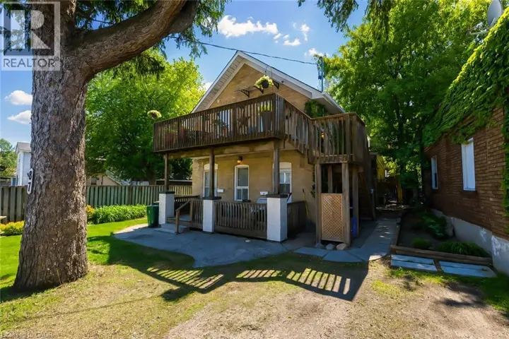 87 LANCASTER Street W, Kitchener, Ontario N2H4T3