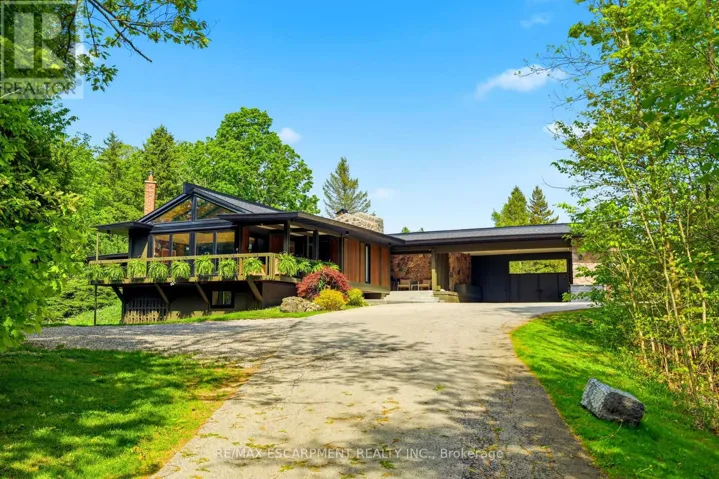 2510 BRITANNIA ROAD, Burlington, Ontario L7P0G3