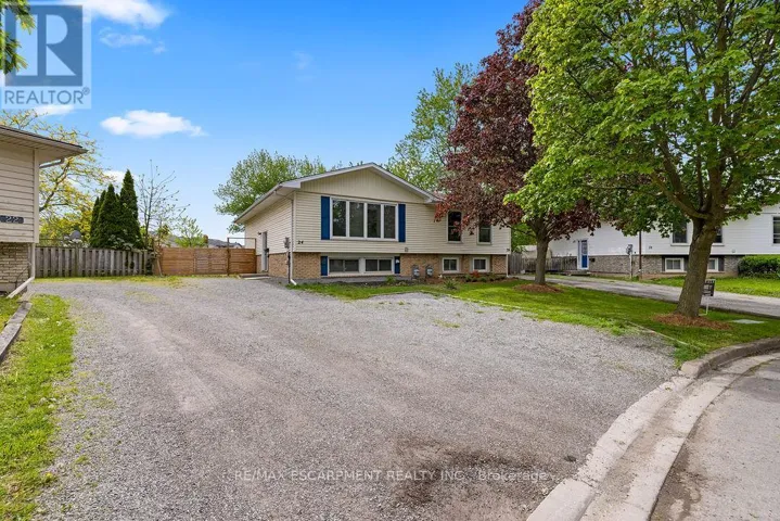 24 TARA CRESCENT, Thorold (Confederation Heights), Ontario L2V4M1