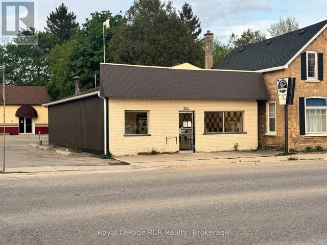 203 GARAFRAXA STREET S, West Grey, Ontario N0G1R0