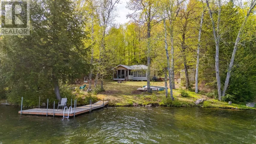 1066 BUCKSKIN LAKE ROAD, Highlands East (Monmouth), Ontario K0L2Y0
