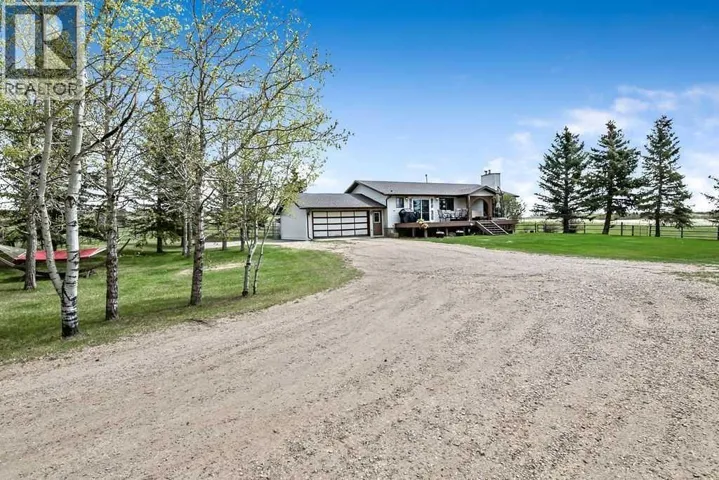 42239 Weedon Trail, Rural Rocky View County, Alberta T4C3A2