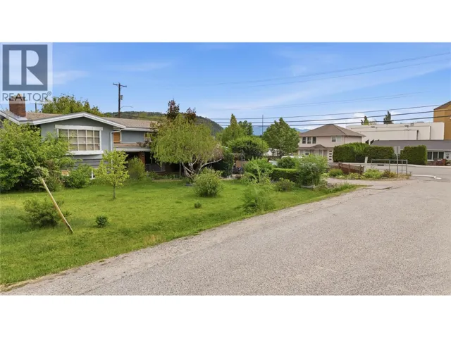 187-193 Cariboo Road, Kelowna, British Columbia V1V2E4