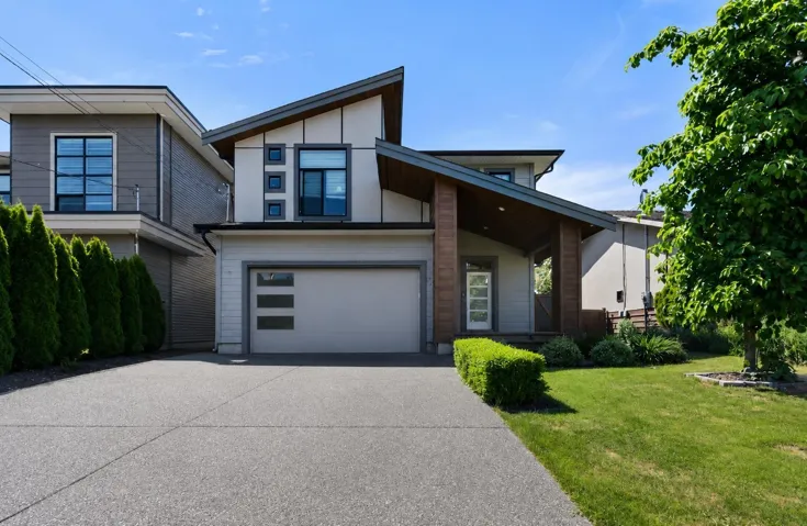 6567 FERN STREET, Sardis South, Chilliwack, British Columbia V2R2Z7