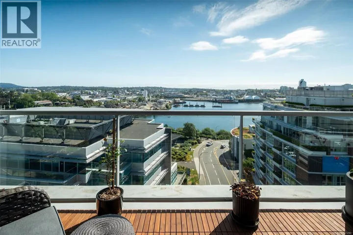 1014 160 Wilson St, Victoria, British Columbia V9A7P9