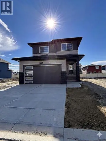 475 Baywater Green SW, Airdrie, Alberta T4B5R6