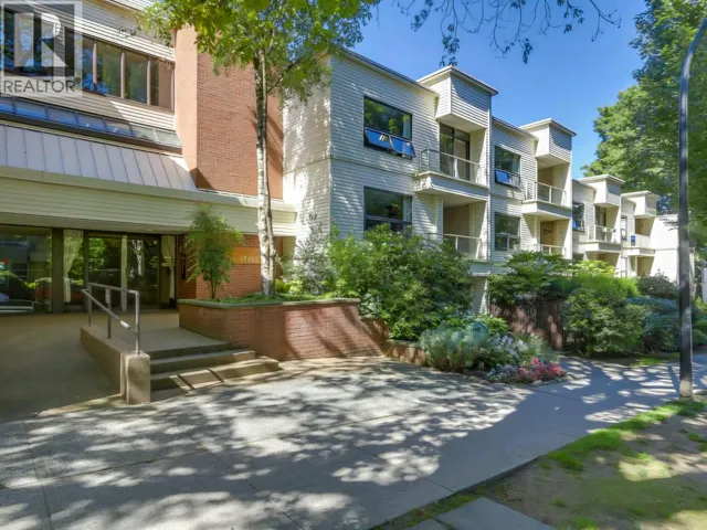 211 1350 COMOX STREET, Vancouver, British Columbia V6G2A8
