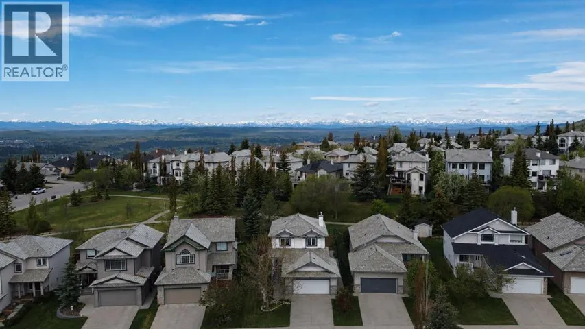 124 Gleneagles Terrace, Cochrane, Alberta T4C1W6