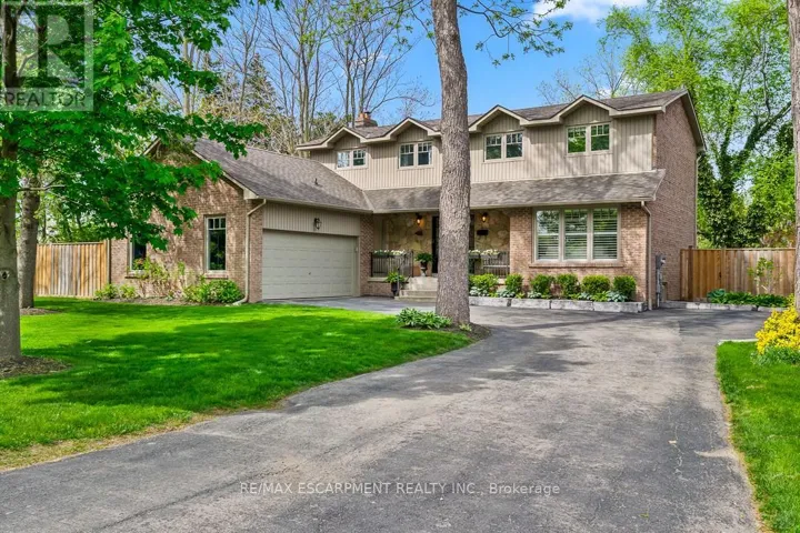 511 CHAMBERLAIN LANE, Oakville (MO Morrison), Ontario L6J6A2
