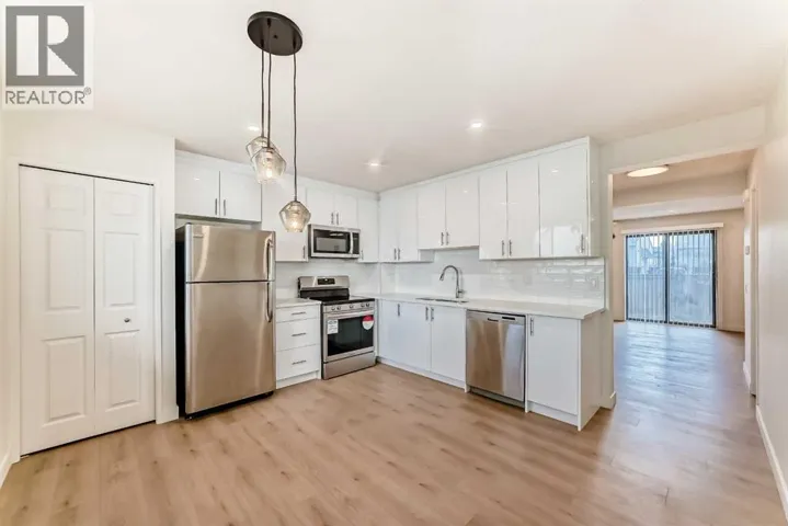32, 1515 Falconridge Drive NE, Calgary, Alberta T3J1J8