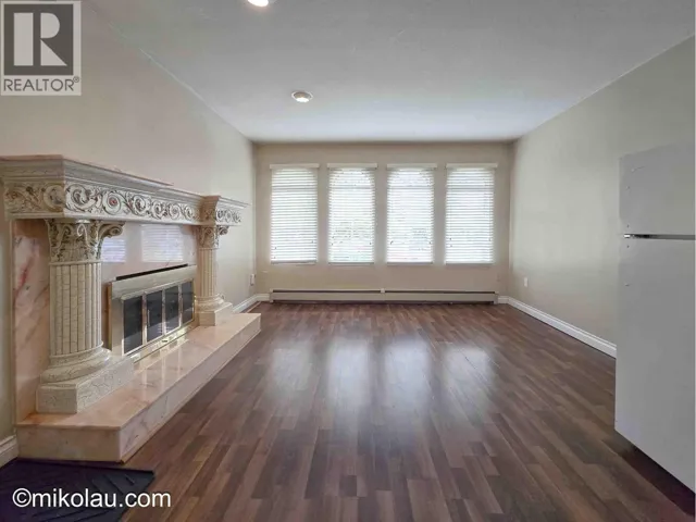 377X BURKE STREET, Burnaby, British Columbia V5H1A4
