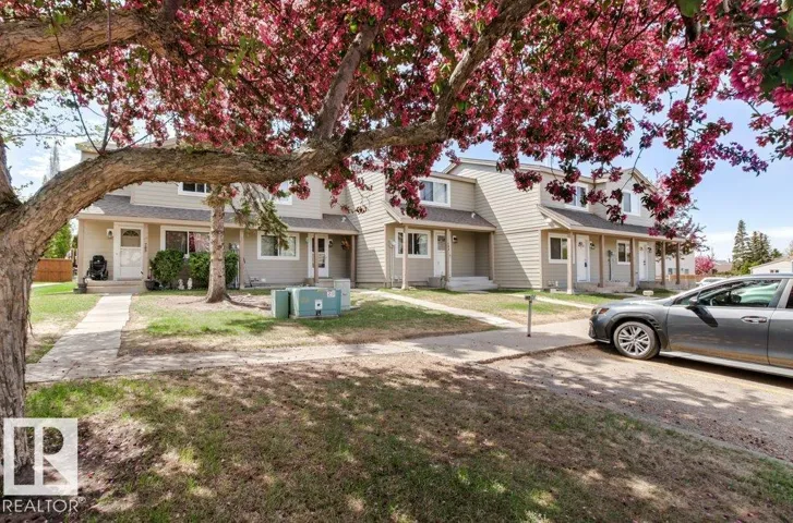 795 VILLAGE DR, Sherwood Park, Alberta T8A4H9