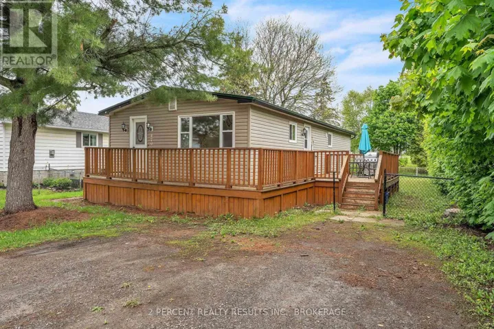 479 HENRIETTA STREET, Gananoque, Ontario K7G1X8
