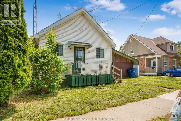 8 Gray STREET, Chatham, Ontario N7M1S6