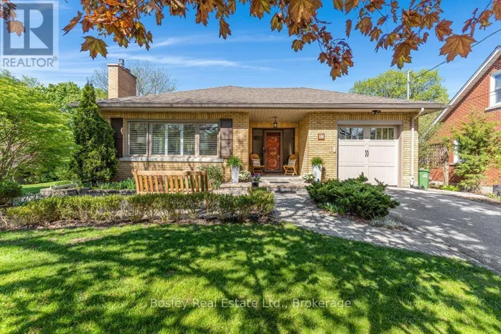 52 FOREST HILL DRIVE, Guelph (Dovercliffe Park/Old University), Ontario N1G2E6