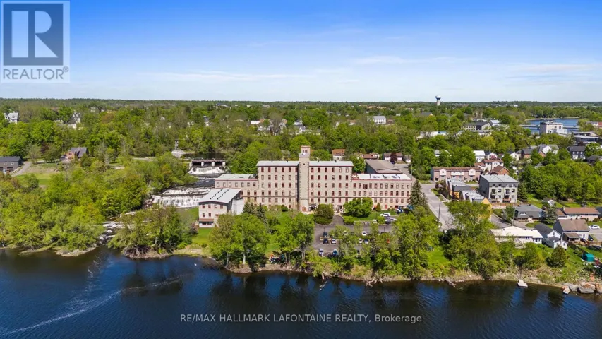 107 - 1 ROSAMOND STREET E, Mississippi Mills, Ontario K0A1A0