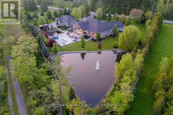 696 FOSS ROAD, Pelham (Fenwick), Ontario L0S1C0