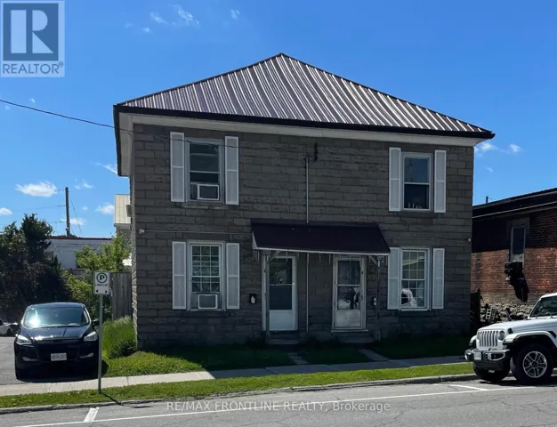 4-6 MARKET STREET S, Smiths Falls, Ontario K7A2E1