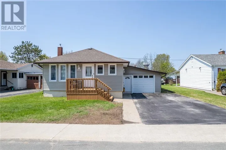 373 Avery Drive, Espanola, Ontario P5E1C8