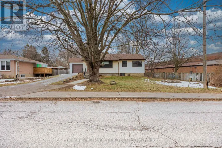 1911 GLENVIEW ROAD, Pickering (Town Centre), Ontario L1V1W9