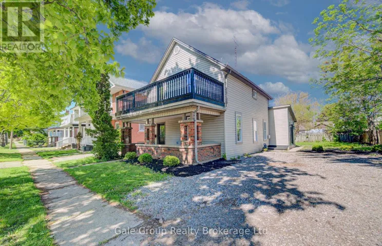 203 TALBOT STREET S, Norfolk (Simcoe), Ontario N3Y2Z8
