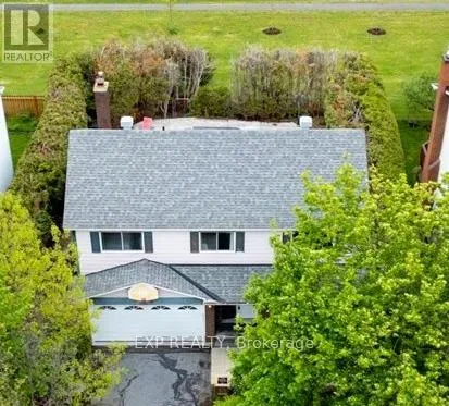 6383 LARMOND AVENUE, Ottawa, Ontario K1C2J9