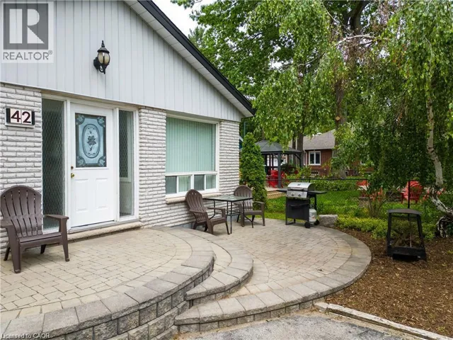 42 5TH Lane, Wasaga Beach, Ontario L9Z2E9