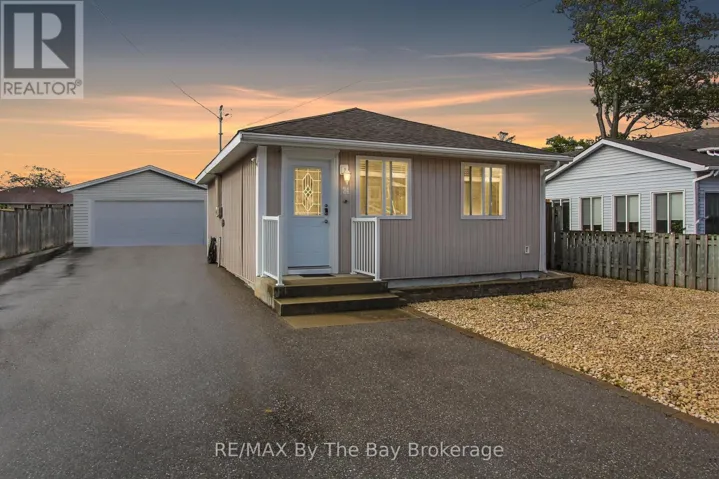 24 GLENWOOD DRIVE, Wasaga Beach, Ontario L9Z2K5