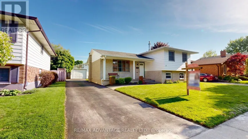17 FINCH CRESCENT, London South (South X), Ontario N6E2E4