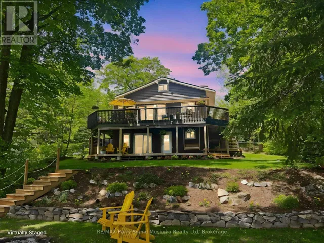 13 PENINSULA SHORES ROAD E, McDougall, Ontario P2A2W7