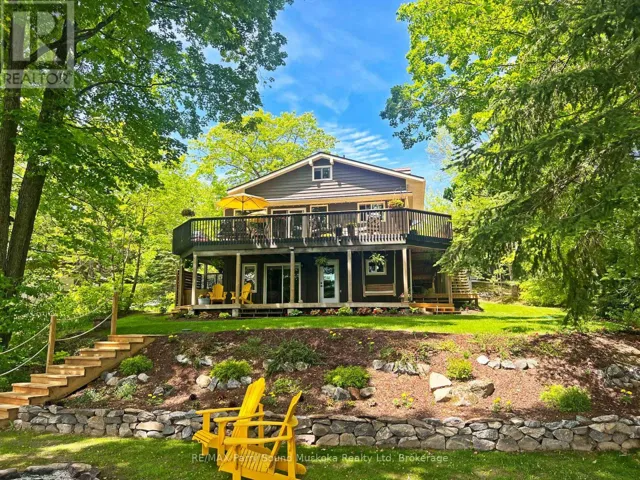 Harris Lake 4 season home or cottage!