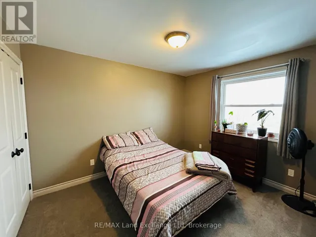 780
