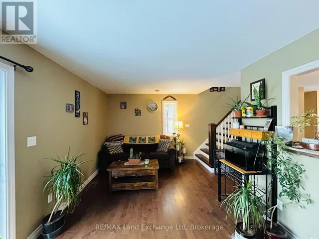 780