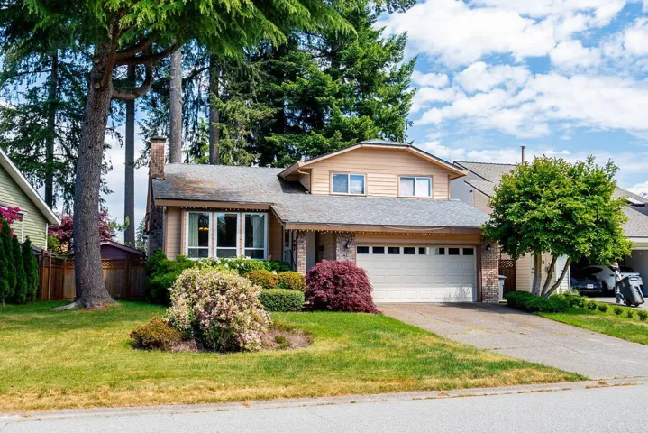 10764 FRASERGLEN DRIVE, Surrey, British Columbia V4N1Y3