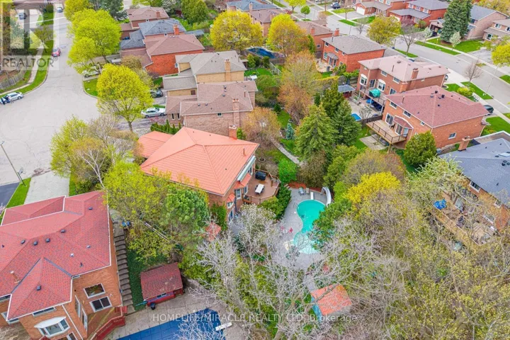 2023 JACAMAR COURT, Mississauga (Erin Mills), Ontario L5L3P7
