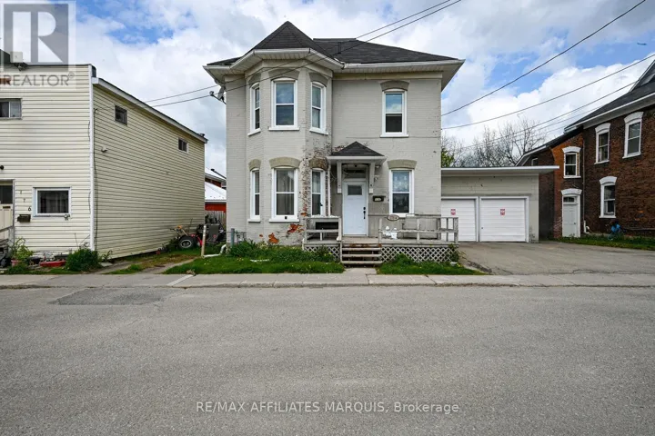 178 CHAMBERS STREET E, Smiths Falls, Ontario K7A2Z6